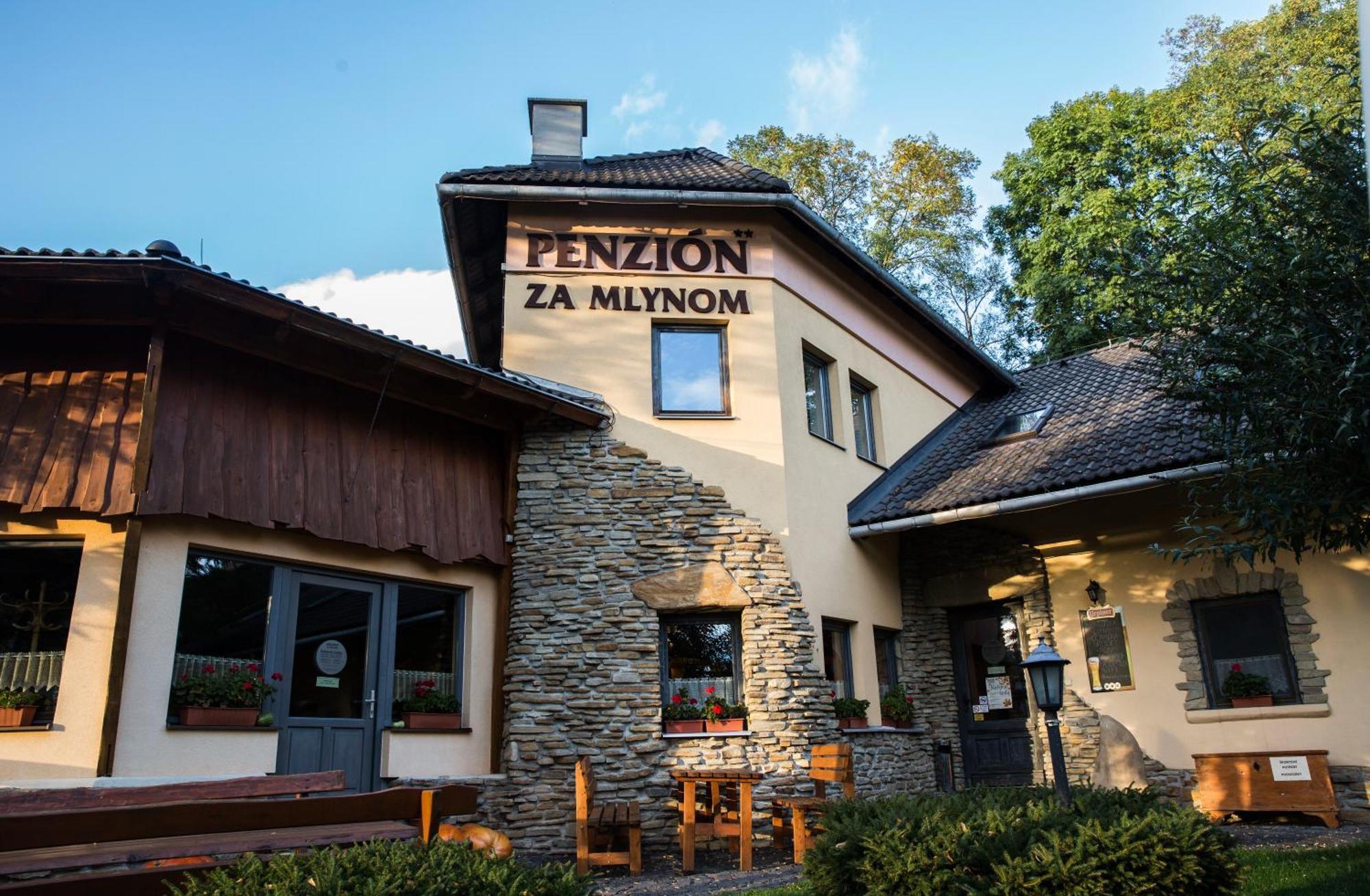 Penzion Za Mlynom Liptovská Teplá Exteriör bild
