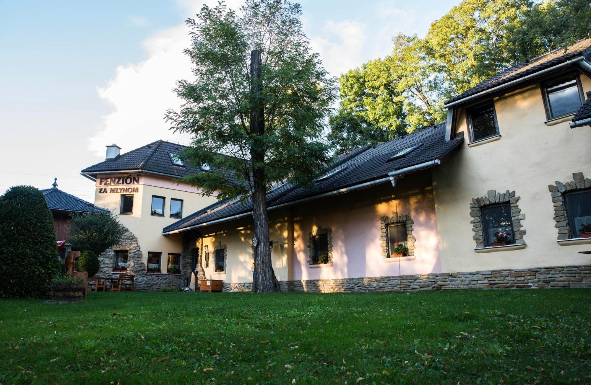 Penzion Za Mlynom Liptovská Teplá Exteriör bild
